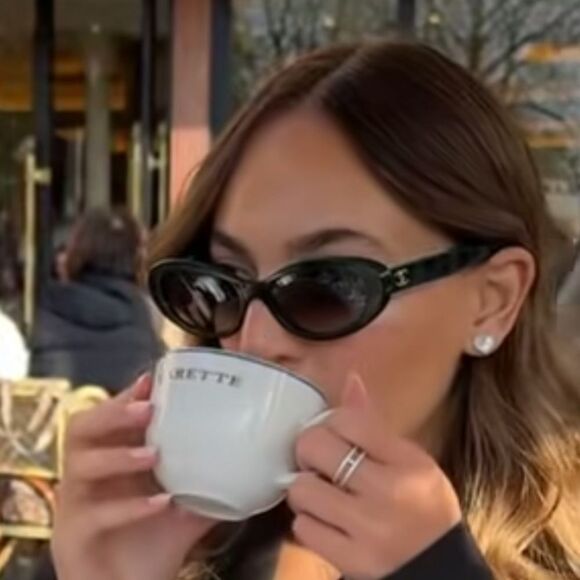ISO Chic Black Chanel Sunglasses